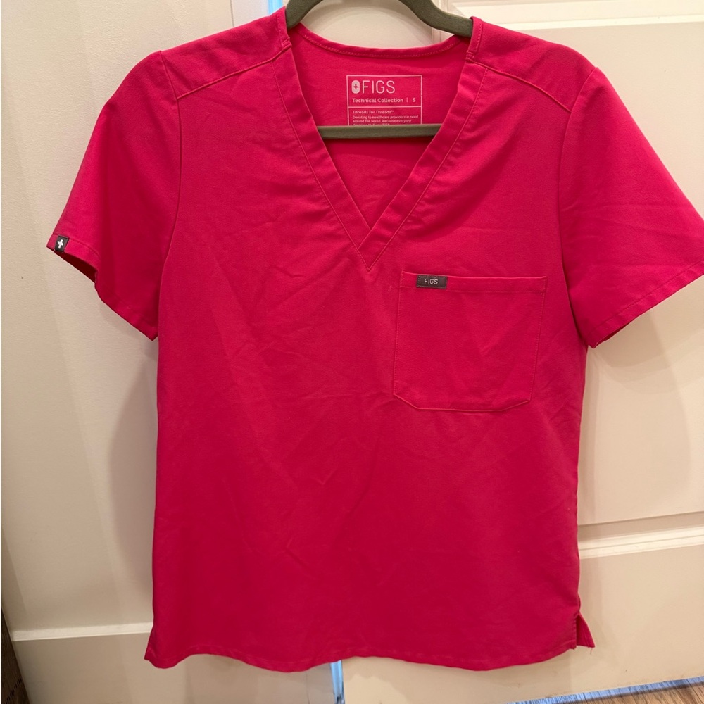Figs Pink Scrub Top
